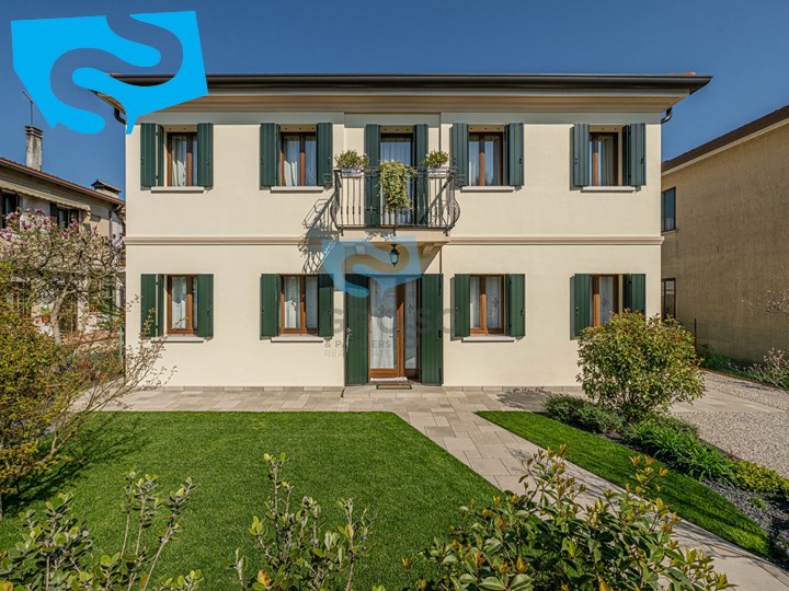 Detached houses in Carbonera